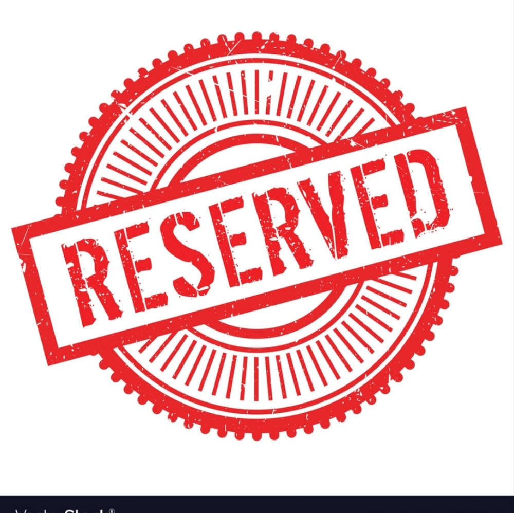 Silver rings 1 size 9. 1 size 11